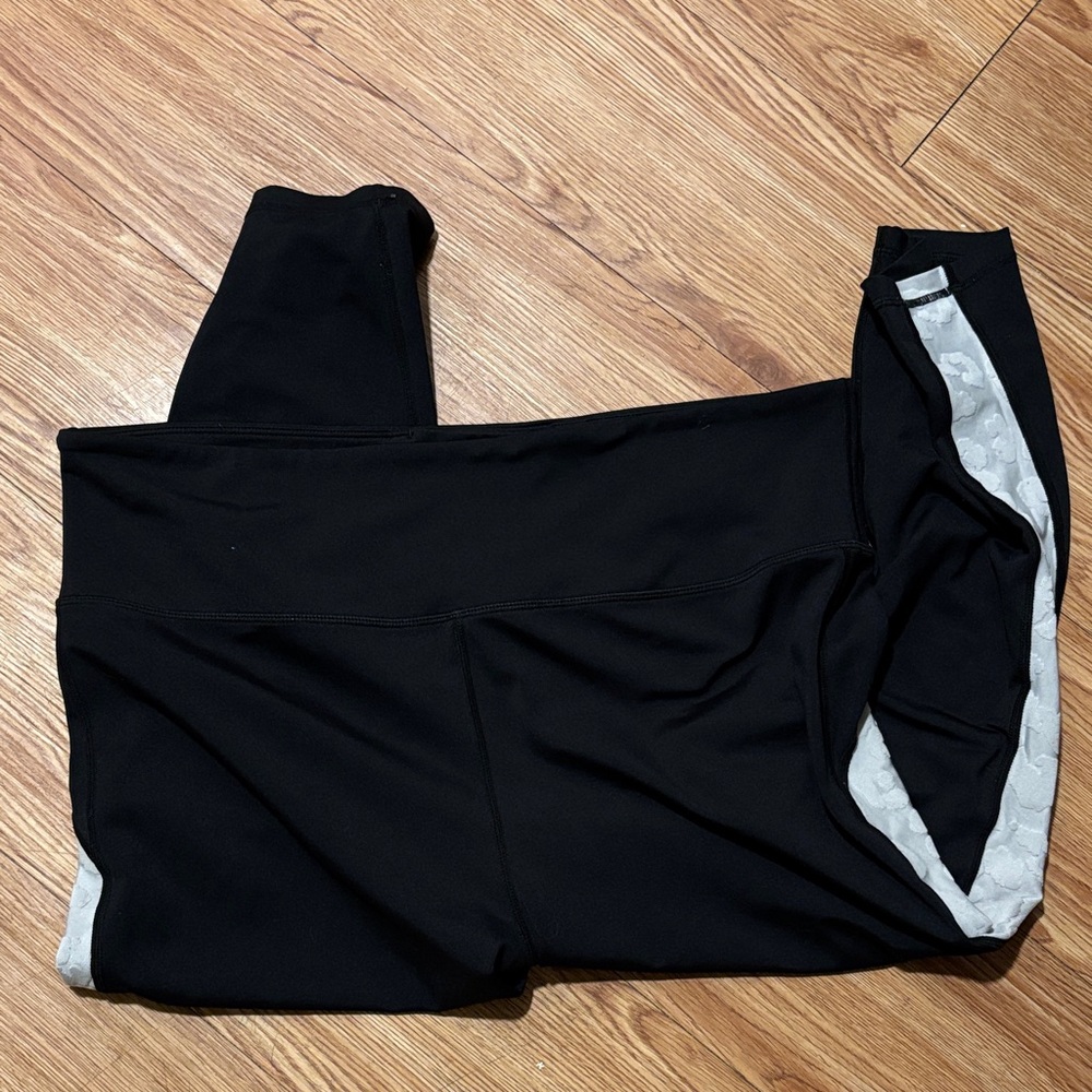 Zyia Leggings